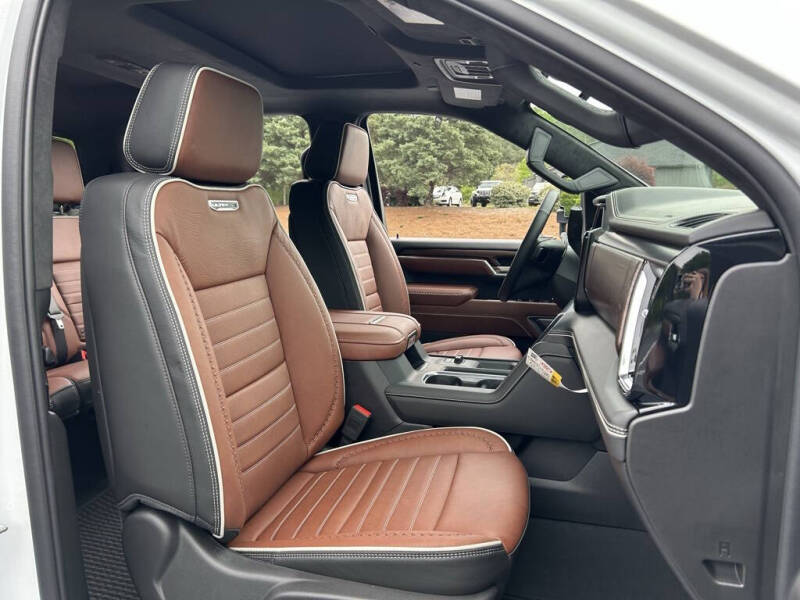 2025 GMC Sierra 3500HD