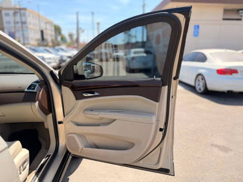 2010 Cadillac SRX Luxury Collection