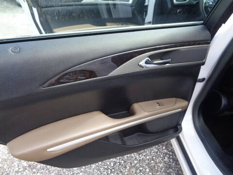 2016 Lincoln MKZ