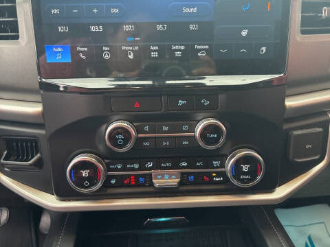 2023 Ford Expedition MAX XLT