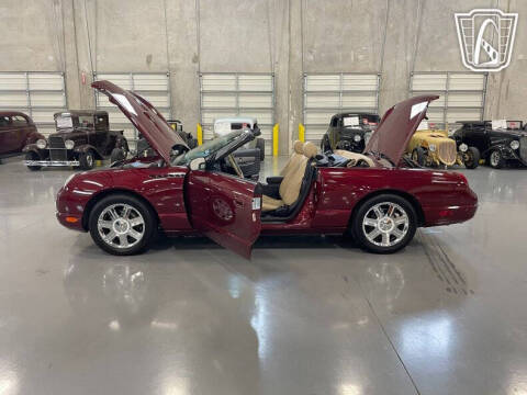 2004 Ford Thunderbird Deluxe