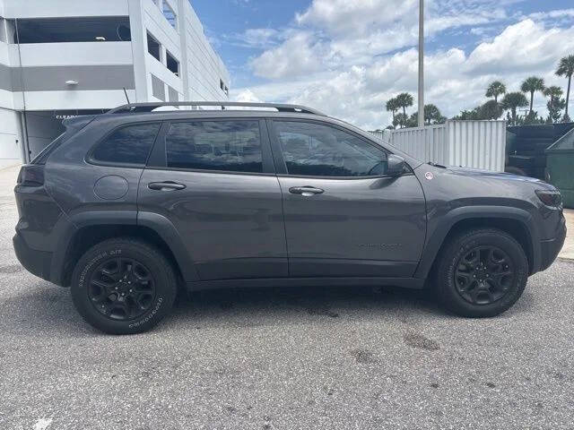 2021 Jeep Cherokee Trailhawk