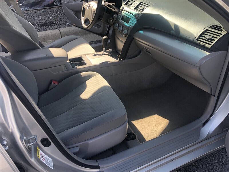 2009 Toyota Camry LE