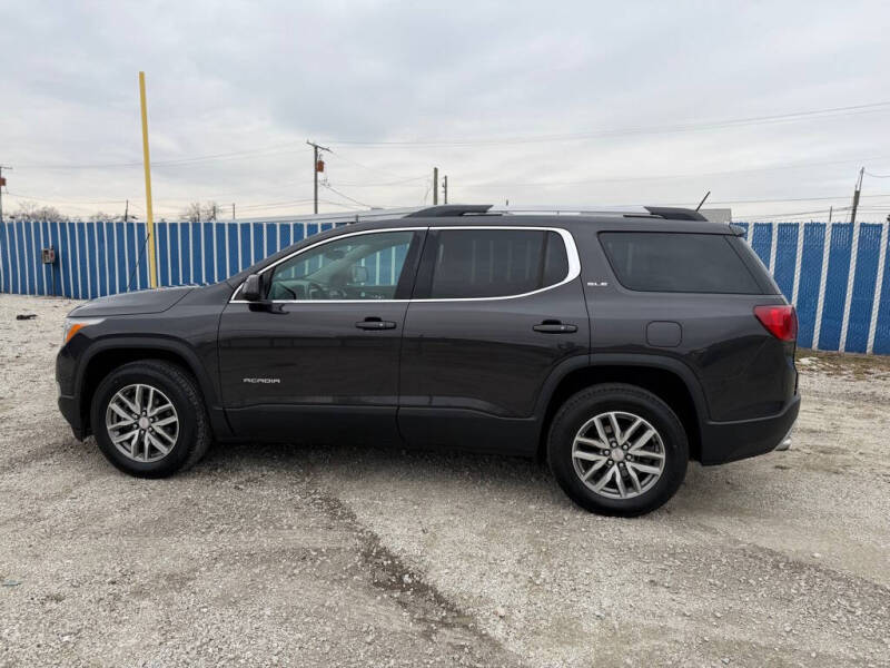 2017 GMC Acadia SLE-2