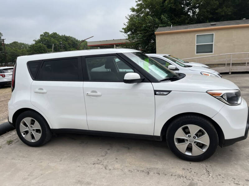 2016 Kia Soul for sale at R and L Sales of Corsicana in Corsicana TX