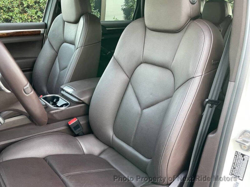 2011 Porsche Cayenne S