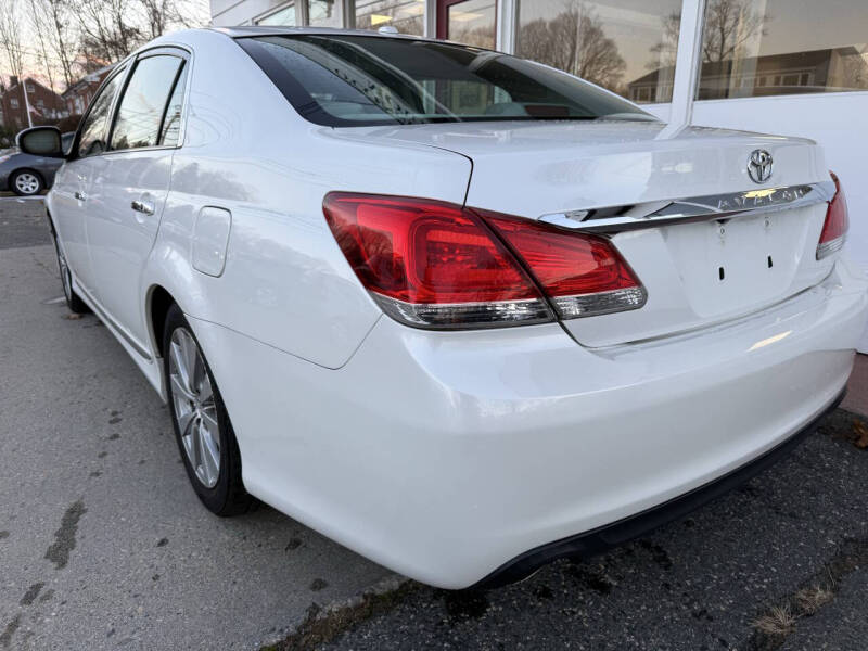 2011 Toyota Avalon Limited