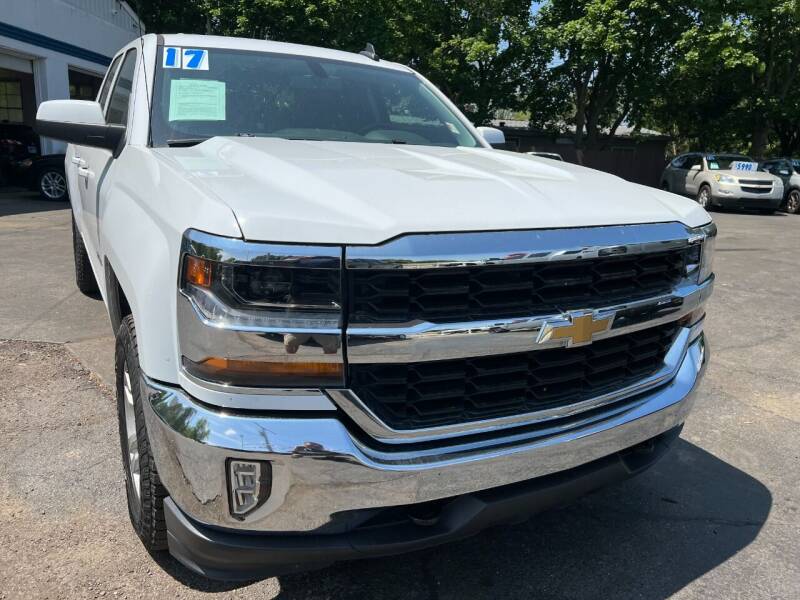 2017 Chevrolet Silverado 1500 for sale at GREAT DEALS ON WHEELS in Michigan City IN