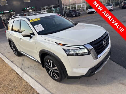 2024 Nissan Pathfinder Platinum