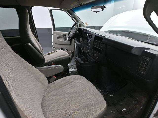 2017 Chevrolet Express LT 3500