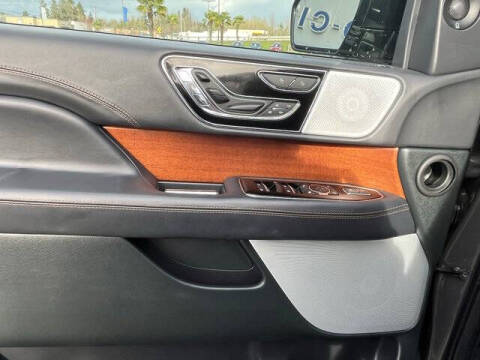 2024 Lincoln Navigator L Black Label