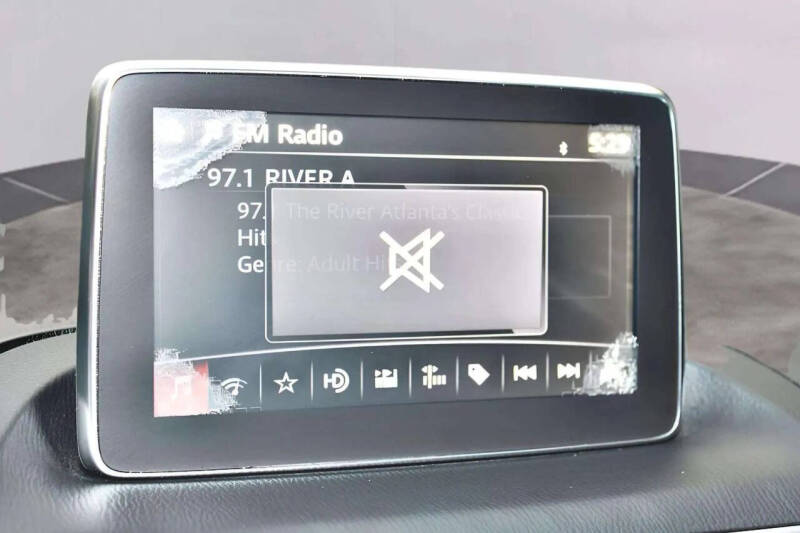 2016 Mazda MAZDA3 i Touring