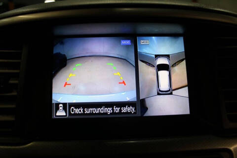 2020 Nissan Pathfinder SL