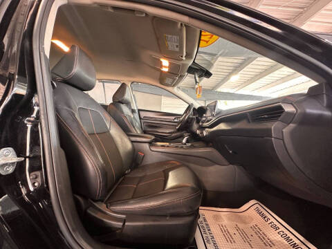 2022 Nissan Altima 2.5 SR