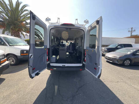 2018 Ford Transit 150 XLT