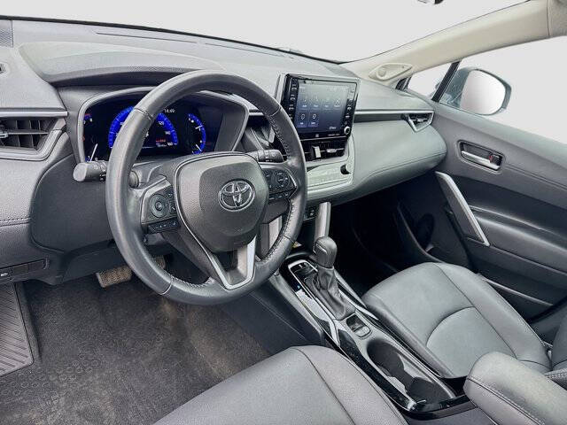 2022 Toyota Corolla Cross XLE