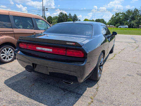 2013 Dodge Challenger SRT8 392