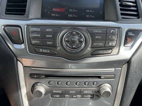 2020 Nissan Pathfinder SL