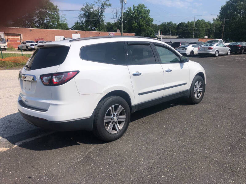 2017 Chevrolet Traverse LS