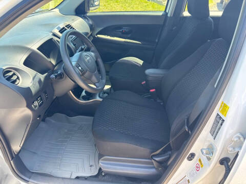 2011 Scion xD