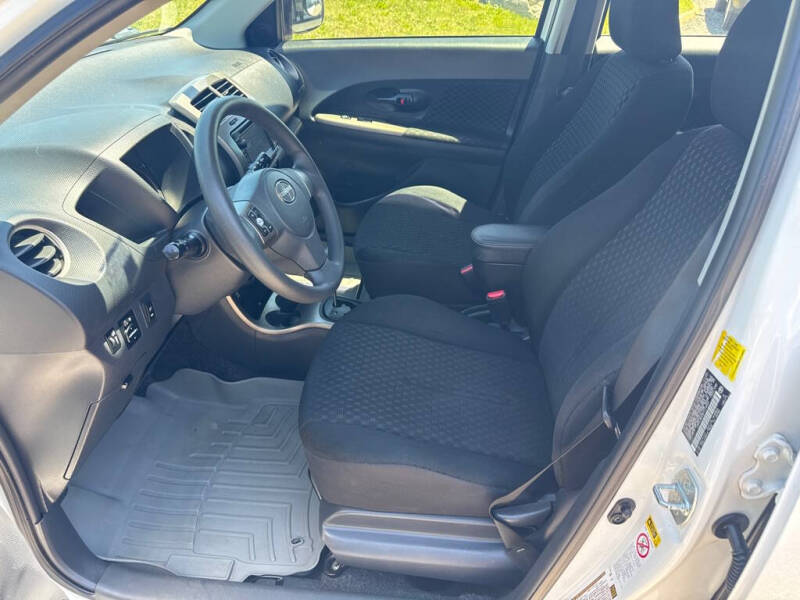 2011 Scion xD