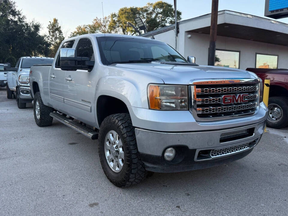 2014 GMC Sierra 2500HD SLT's photo