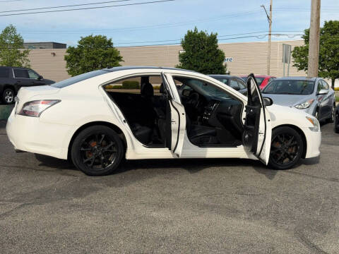 2012 Nissan Maxima