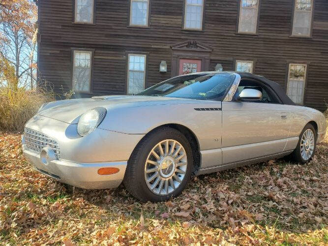 2004 Ford Thunderbird