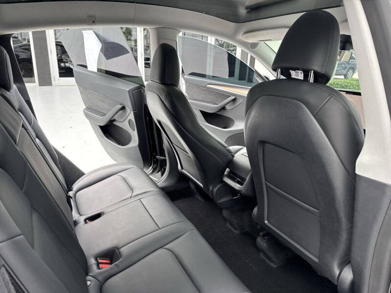 2023 Tesla Model Y Performance