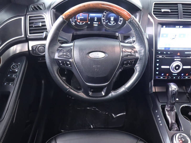 2018 Ford Explorer Platinum