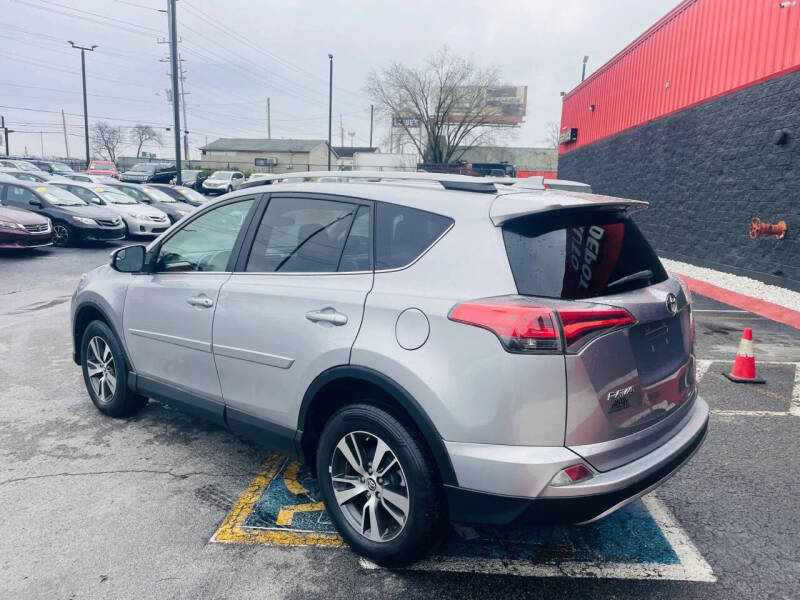 2017 Toyota RAV4 XLE