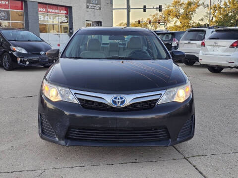 2013 Toyota Camry Hybrid LE