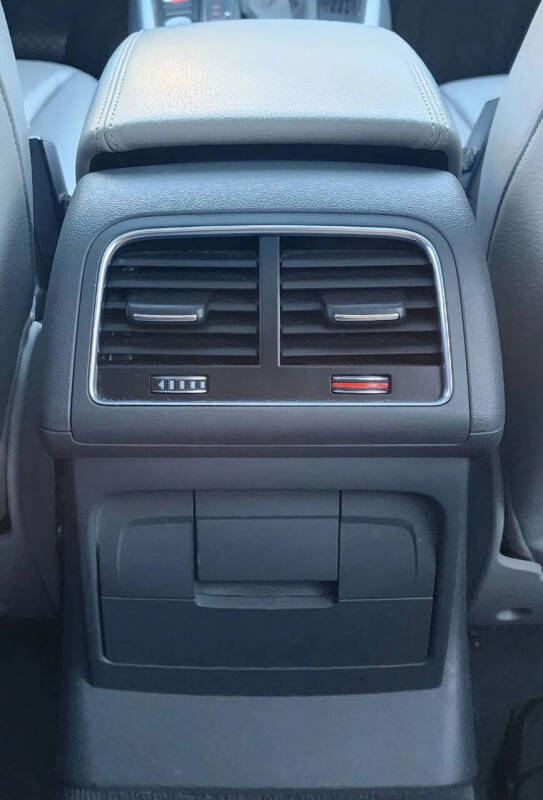 2015 Audi Q5 2.0T quattro Premium Plus