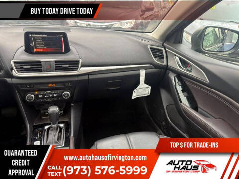 2018 Mazda MAZDA3 Touring