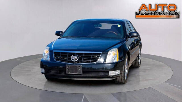 2007 Cadillac DTS for sale at Auto Destination in Puyallup, WA