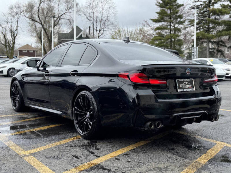 2023 BMW M5