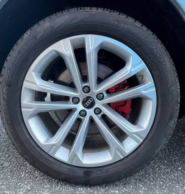 2025 Audi Q7 quattro Premium Plus 55 TFSI