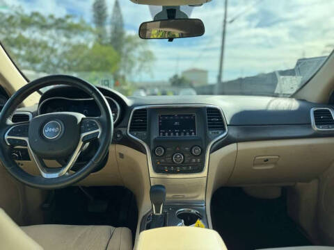 2018 Jeep Grand Cherokee Laredo