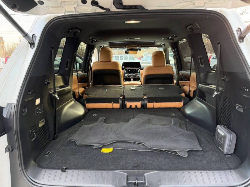 2023 Lexus LX 600 Luxury
