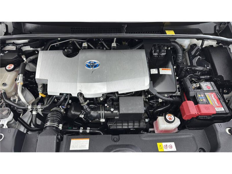 2017 Toyota Prius Three