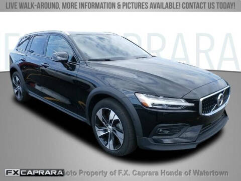 2021 Volvo V60 Cross Country