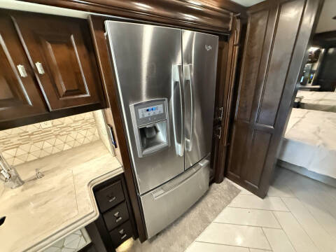 2016 Tiffin Allegro Bus