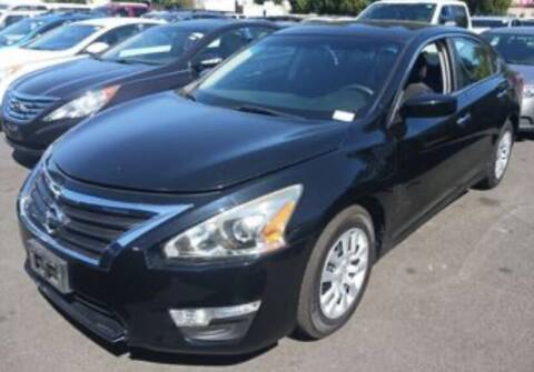 2013 Nissan Altima for sale at Blue Line Auto Group in Portland OR