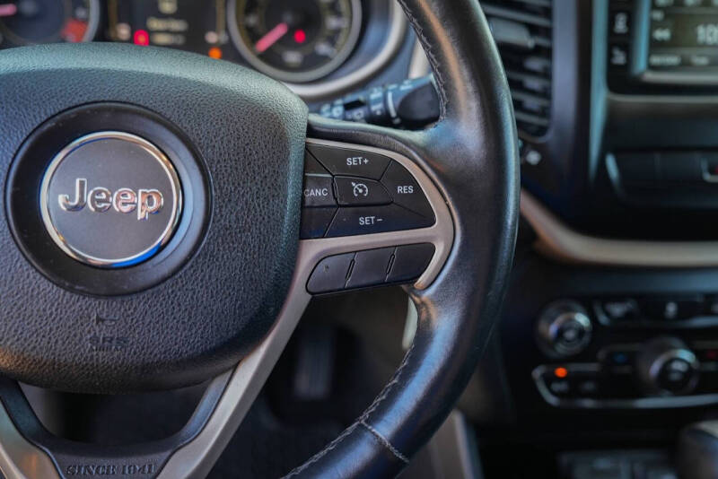 2014 Jeep Cherokee Sport