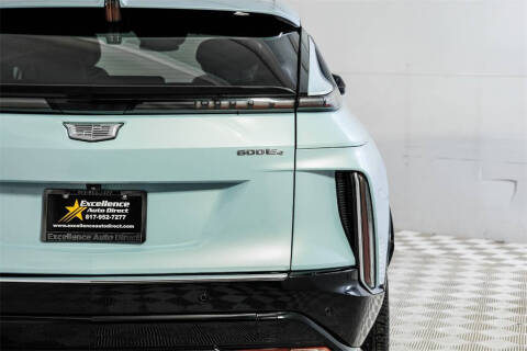 2024 Cadillac LYRIQ Luxury 1