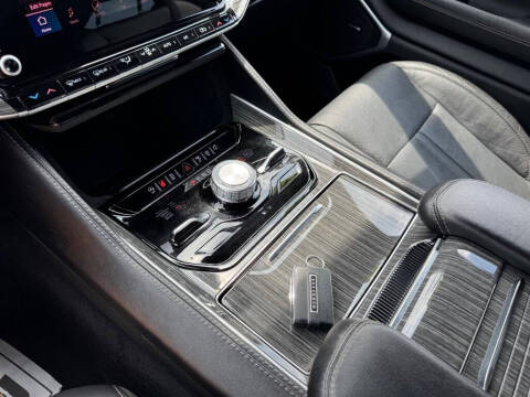 2022 Jeep Wagoneer