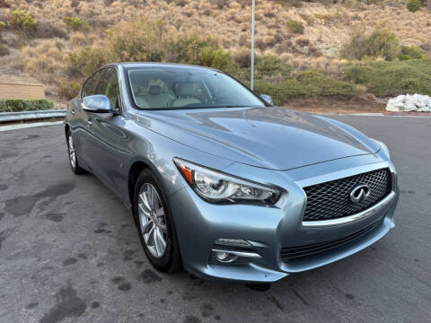 2015 Infiniti Q50 Premium