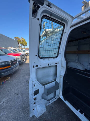 2017 Chevrolet Express 2500