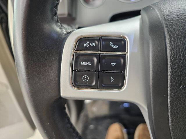 2013 Volkswagen Routan