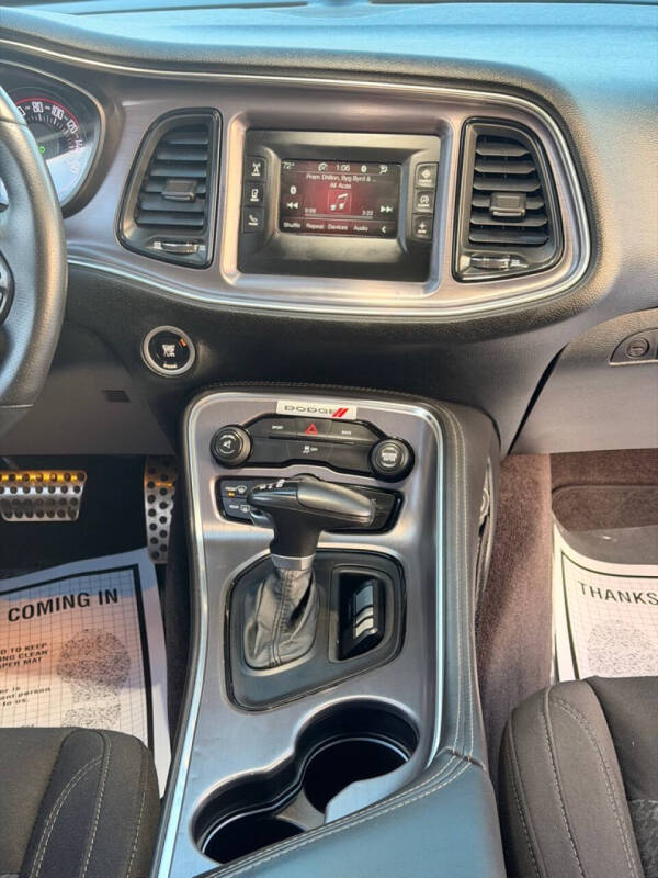 2016 Dodge Challenger SXT